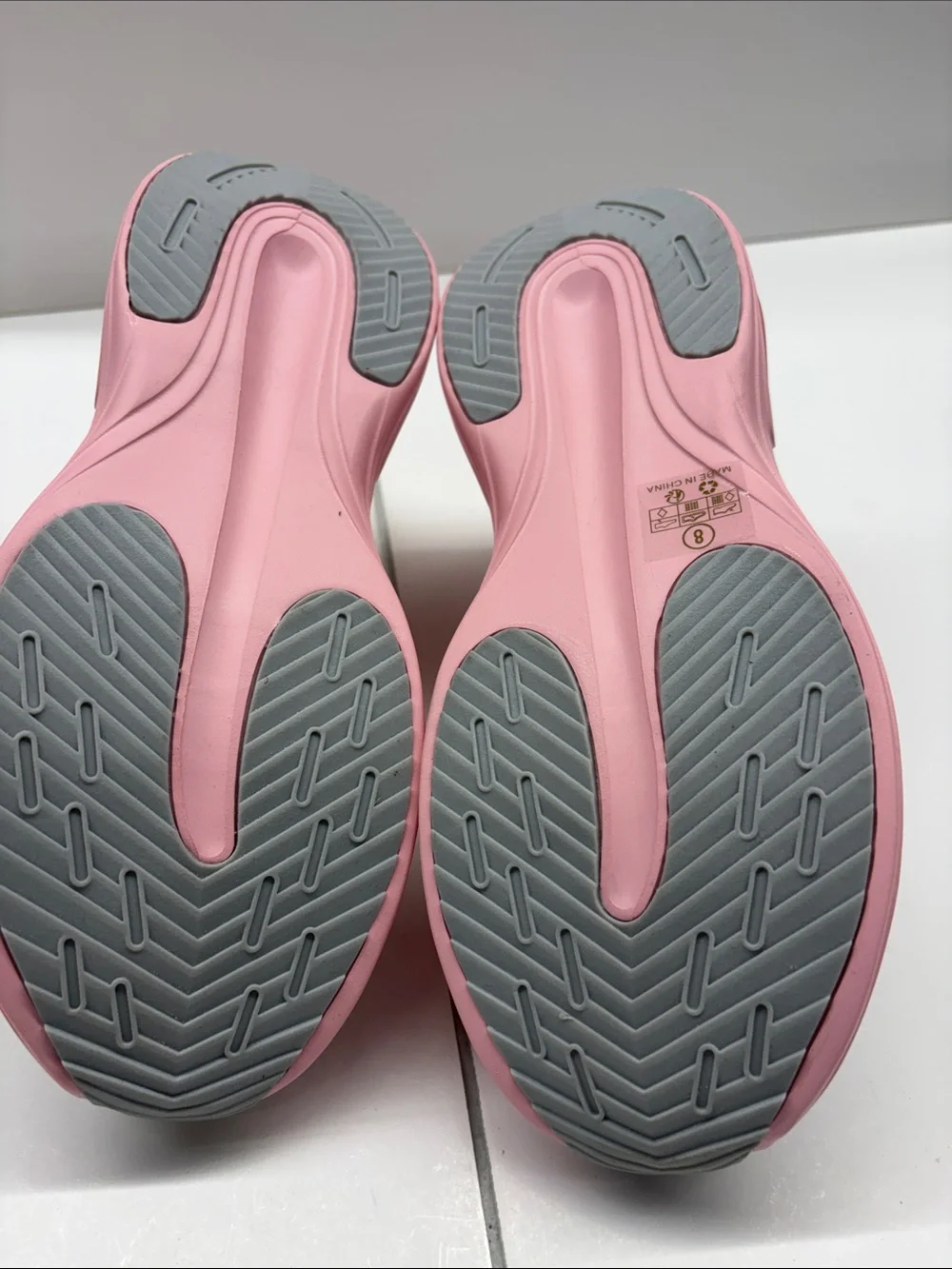 New Wondamo Women's White and Pink Athletic Sneakers Size 8